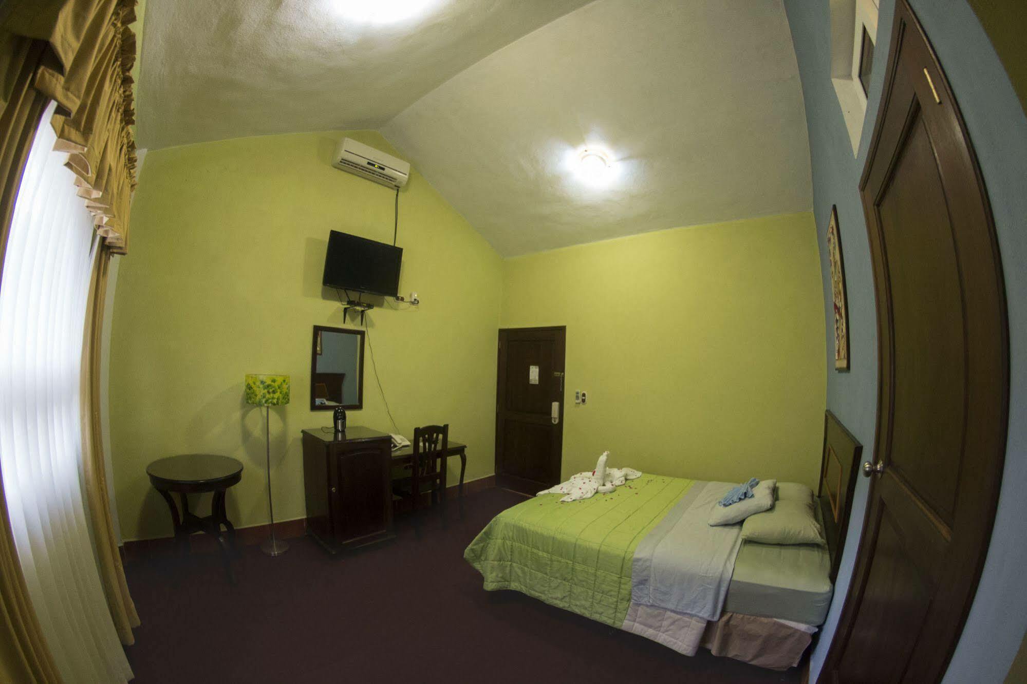 Hotel Ribiera Del Lago Peten Itza San Roman Luaran gambar